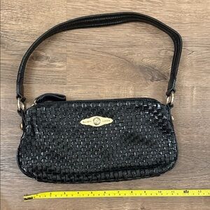 Vintage Elliott Lucca Black Woven Shoulder Bag with gold hardware